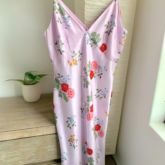 KEEPSAKE THE LABEL - Lilac Floral Long Pencil Slip Dress - Size Medium - Picture 5 of 10